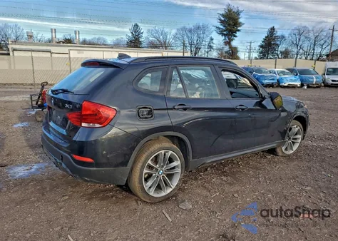 2015 BMW X1 xDrive28I z USA, uszkodzony, nr VIN WBAVL1C5XFVY39463